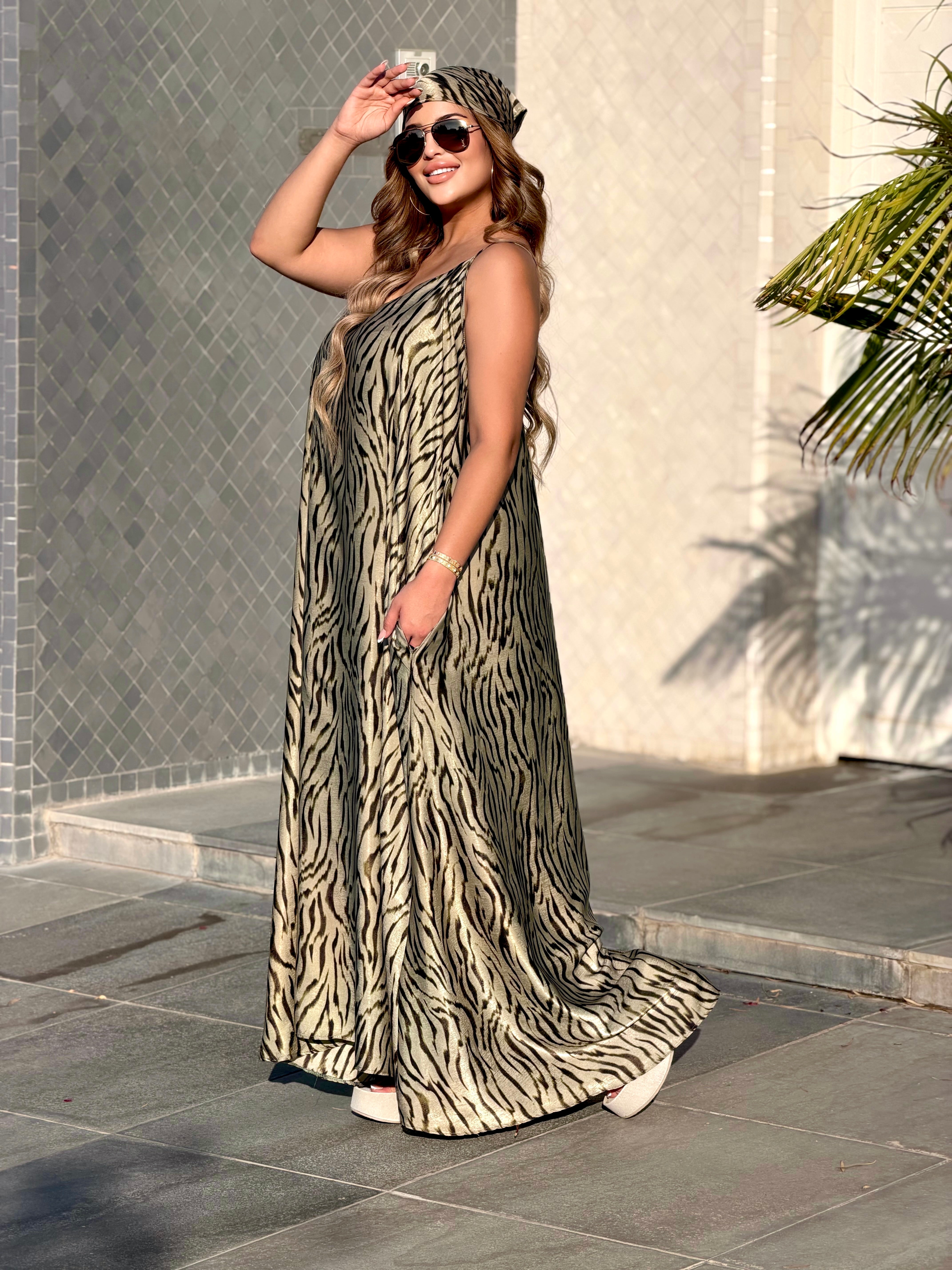Robe Maxi Safari Glamour (avec foulard assorti)