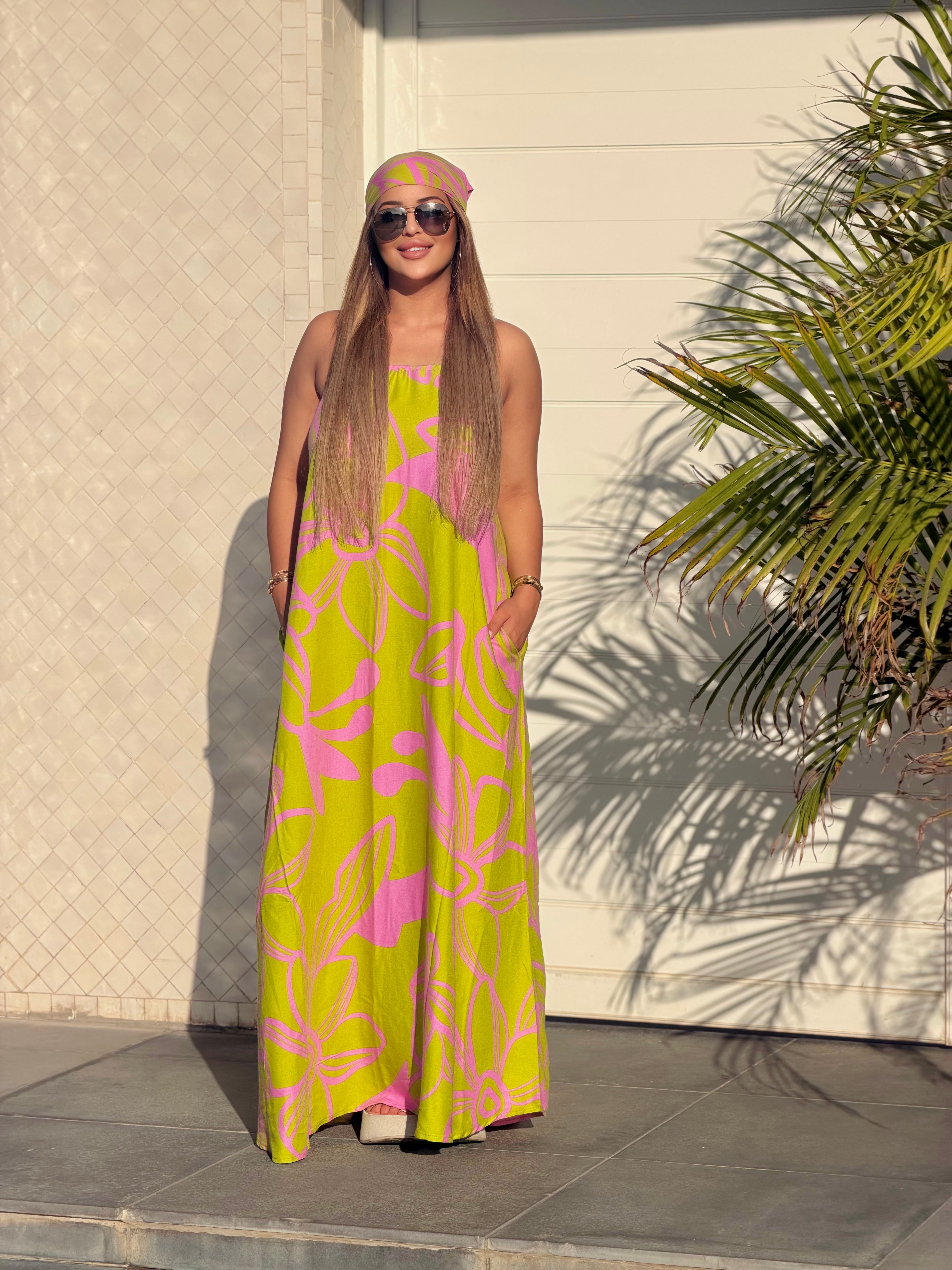 Robe Maxi Bohème "Éclat Tropical" (avec foulard assorti)